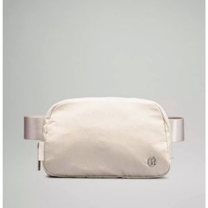 Lululemon NWT White Opal Everyday Belt Bag